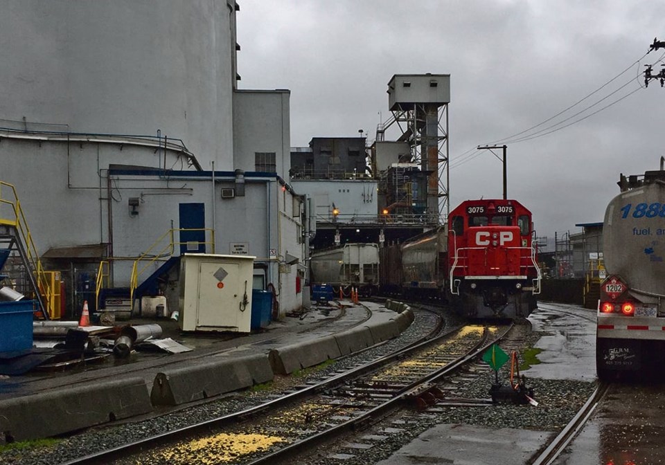 01-rail-damage-2-bdc_01312019_port_vancouver_31