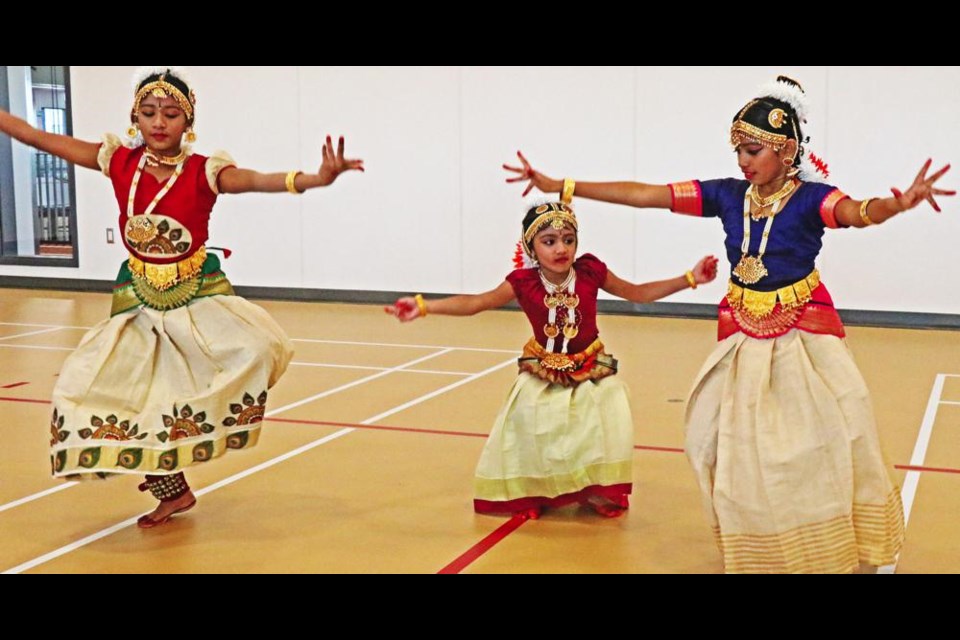 Karen, Catherine and Helen performed a traditional Indian dance of the form, Bhavatratyam, which originated in the state of Tamilnader in southern India.