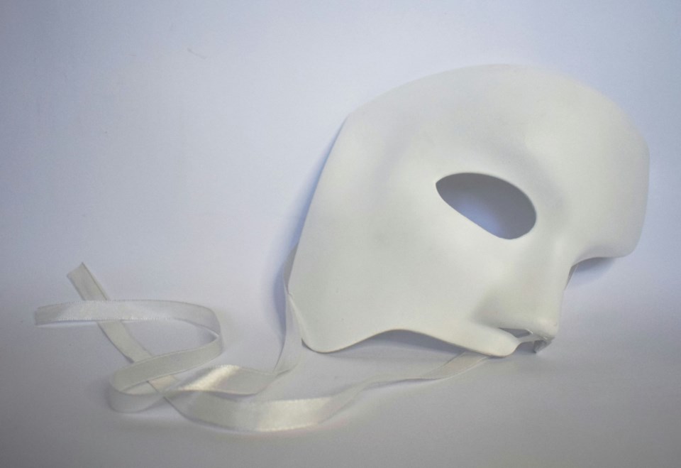 drama-mask-0924