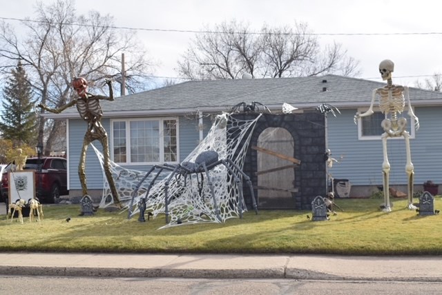 Halloween House Dieppe Estevan