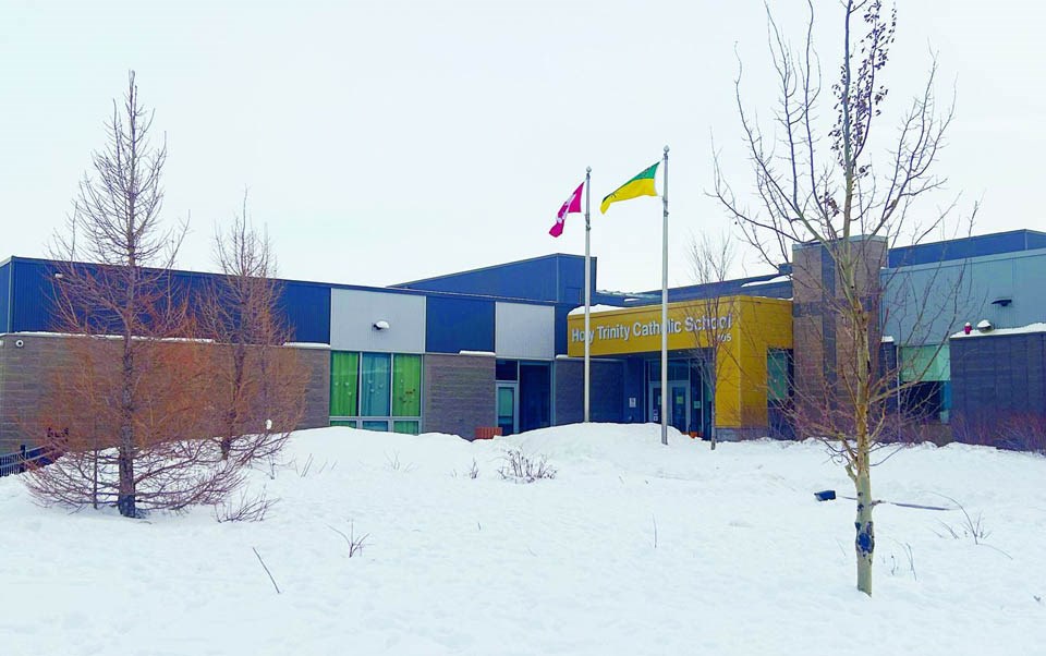 holy-trinity-school-warman