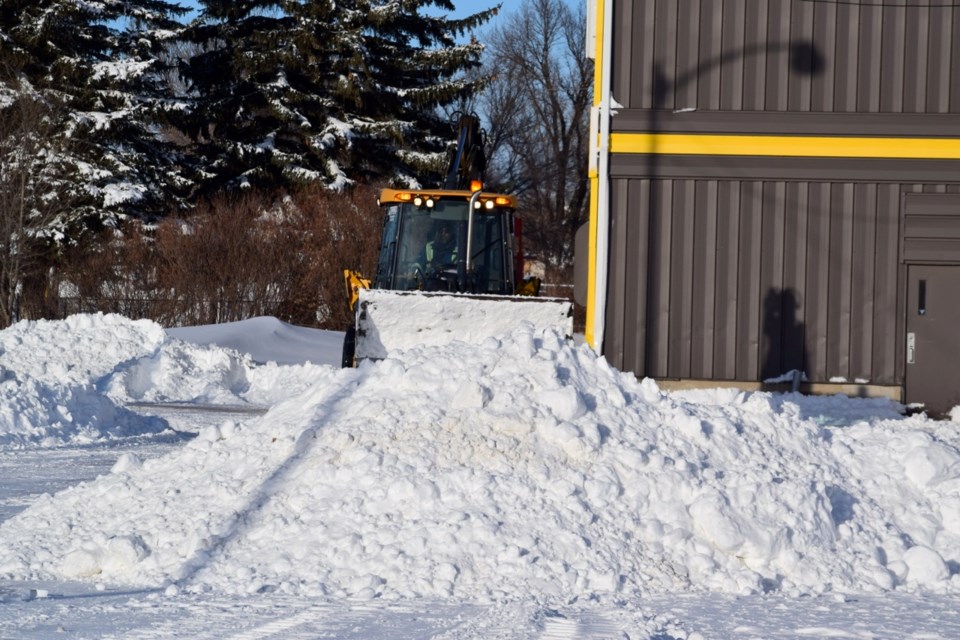 snow-removal-pic-estevan