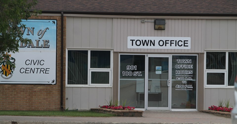 Tisdale Town Hall Summer