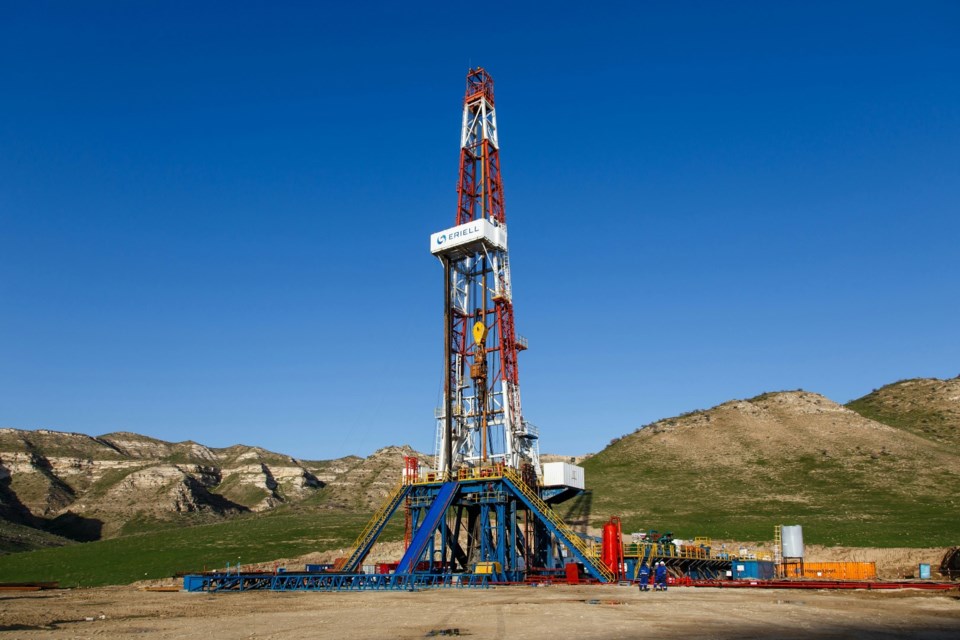 oildrillingrig0624