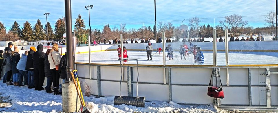 outdoor-hockey