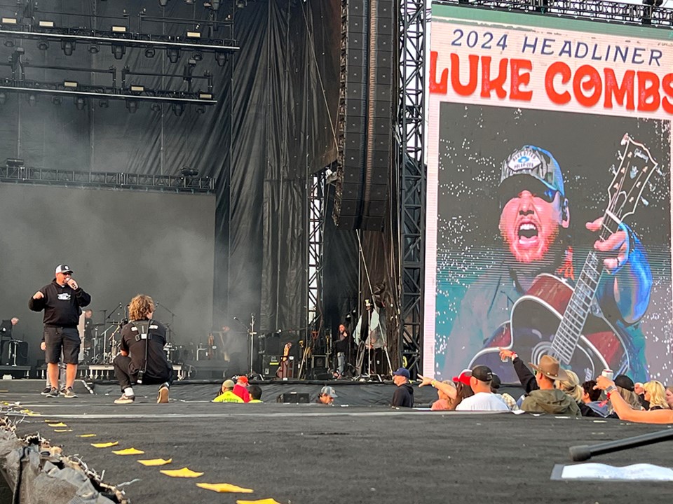 craven-luke-combs-1