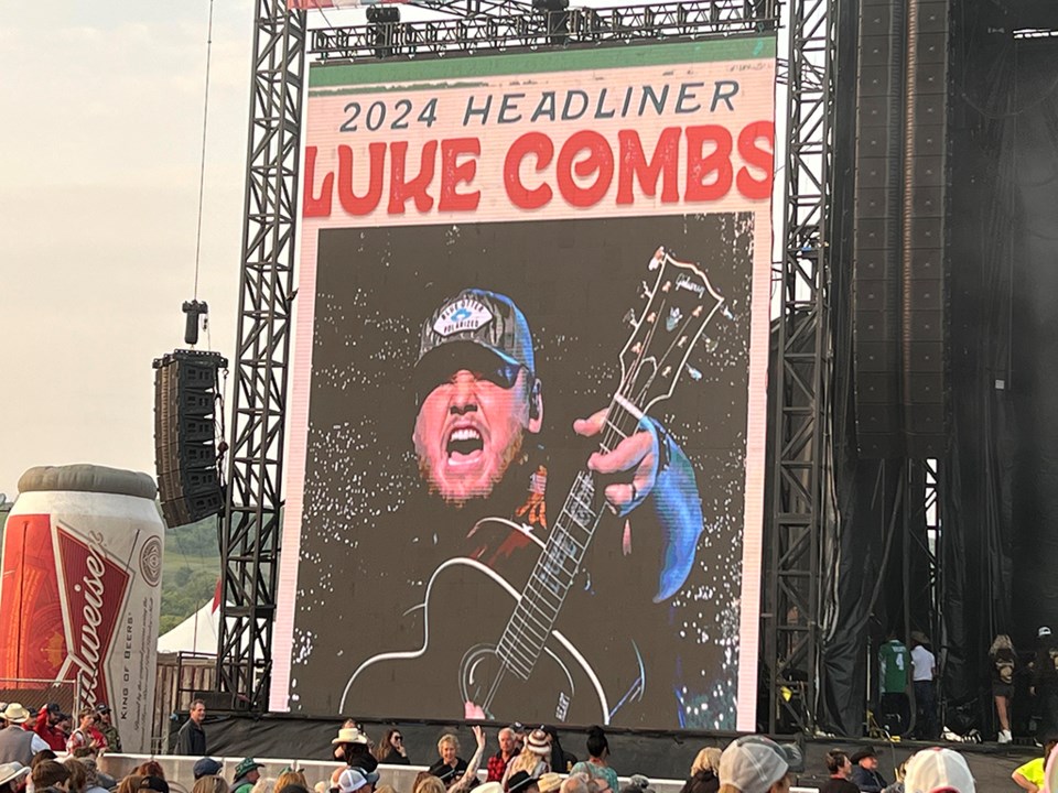 craven-luke-combs-2