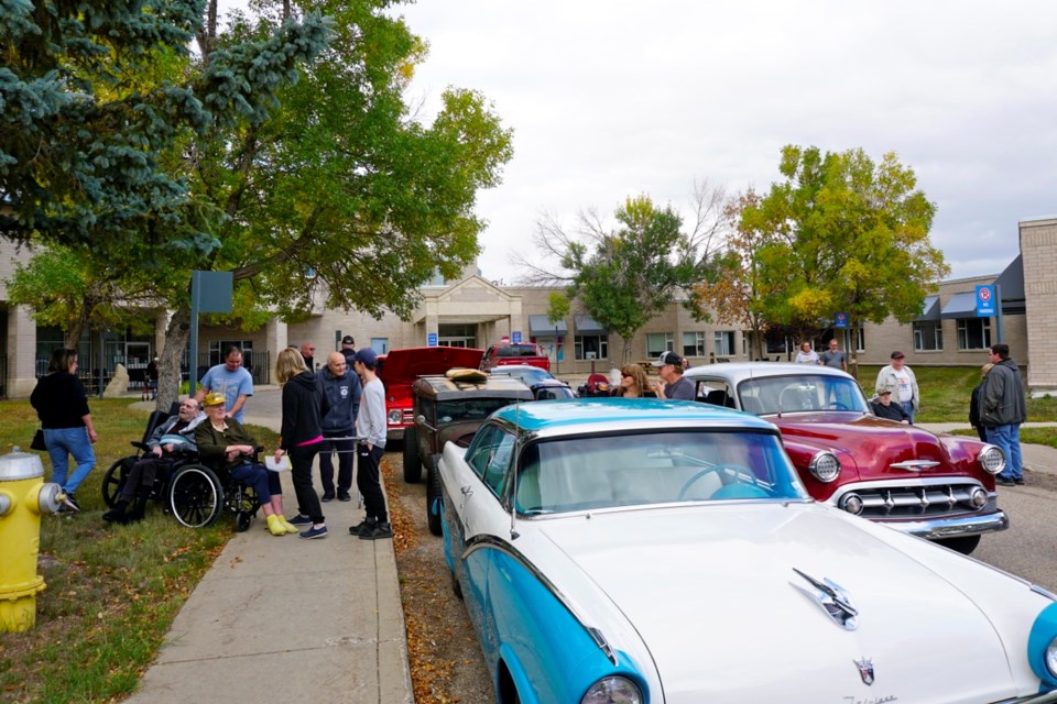 Estevan Car Club visited local seniors on Sunday, with members taking their rides over to Hill View Manor, Estevan Regional Nursing Home, Creighton Lodge and finally making it to St. Joseph's Hospital's Long Term Care. 