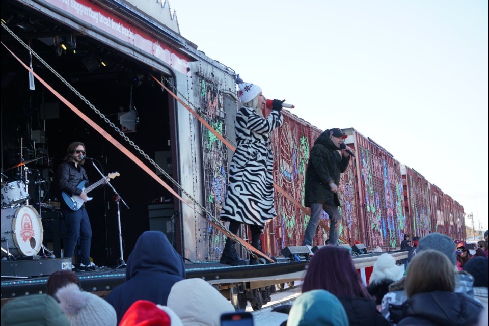 Dallas Smith and Mackenzie Porter entertained the crowd from the CPKC Holiday Train stage in Estevan on Sunday.                              