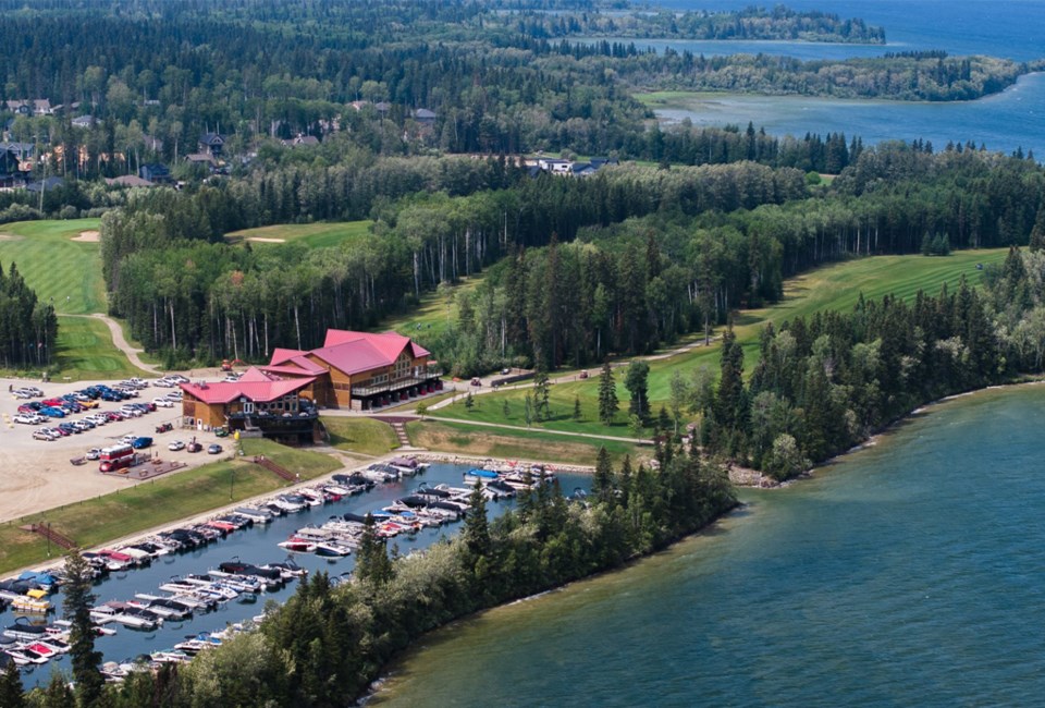 Candle Lake golf course open despite devastating fire - SaskToday.ca