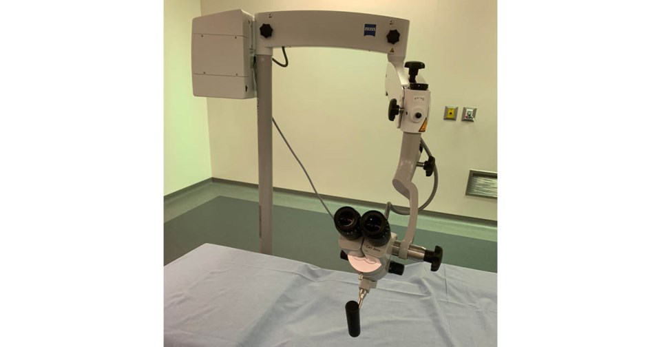 surgical microscope