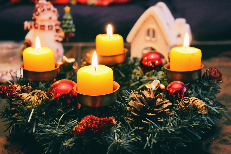 christmas-candles-1224