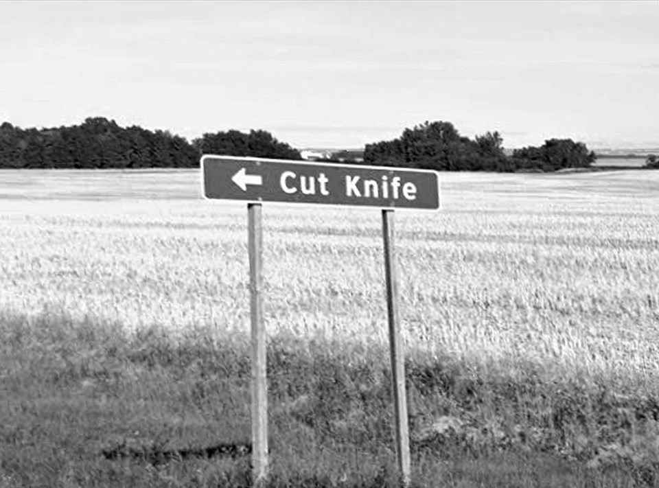 cutknifesign