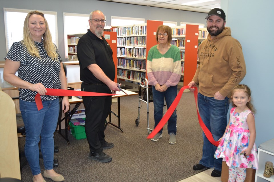 library-ribbon-cutting_result