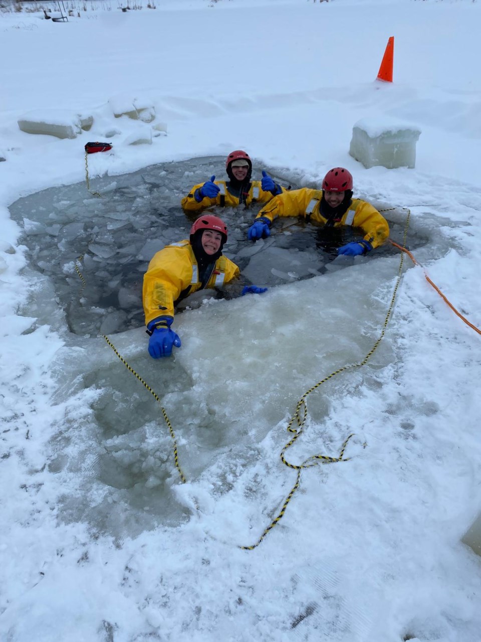 ice-rescue-training-1