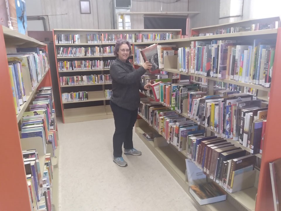 library-librarian-kamsack