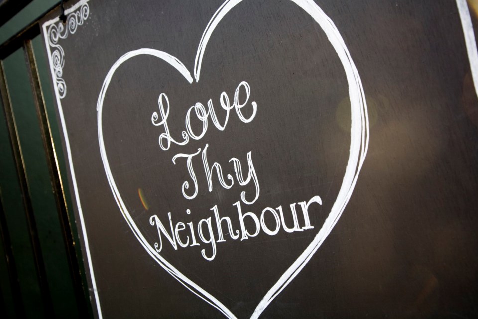 lovethyneighbour0223