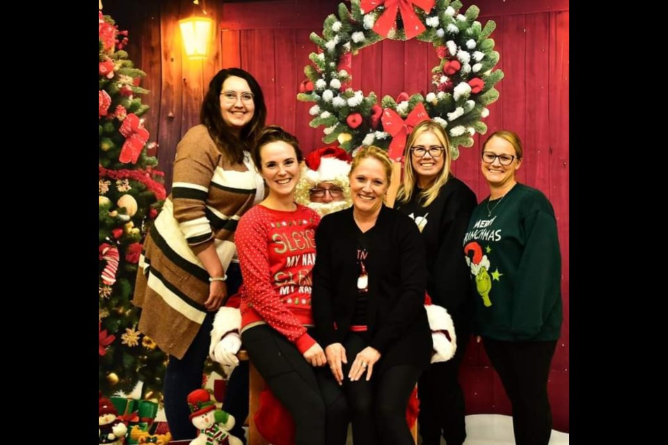 Maidstone Community Health Committee with Santa at Maidstone’s 2023 Festival of Trees are Nicole Winterholt, Megan Rhinehart, Maxine Johner, Vickie Bailey and Angie Perkins. 