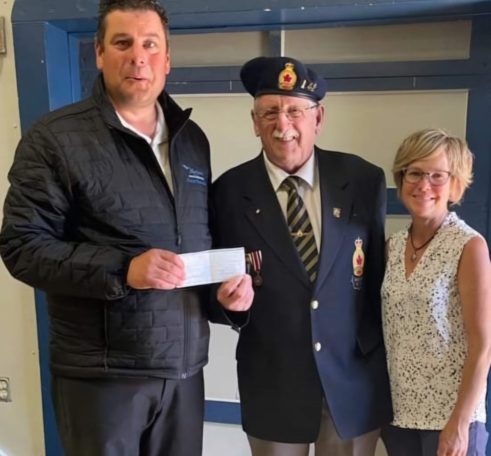 maidstone_legion-donates-to-school-breakfast-program-large