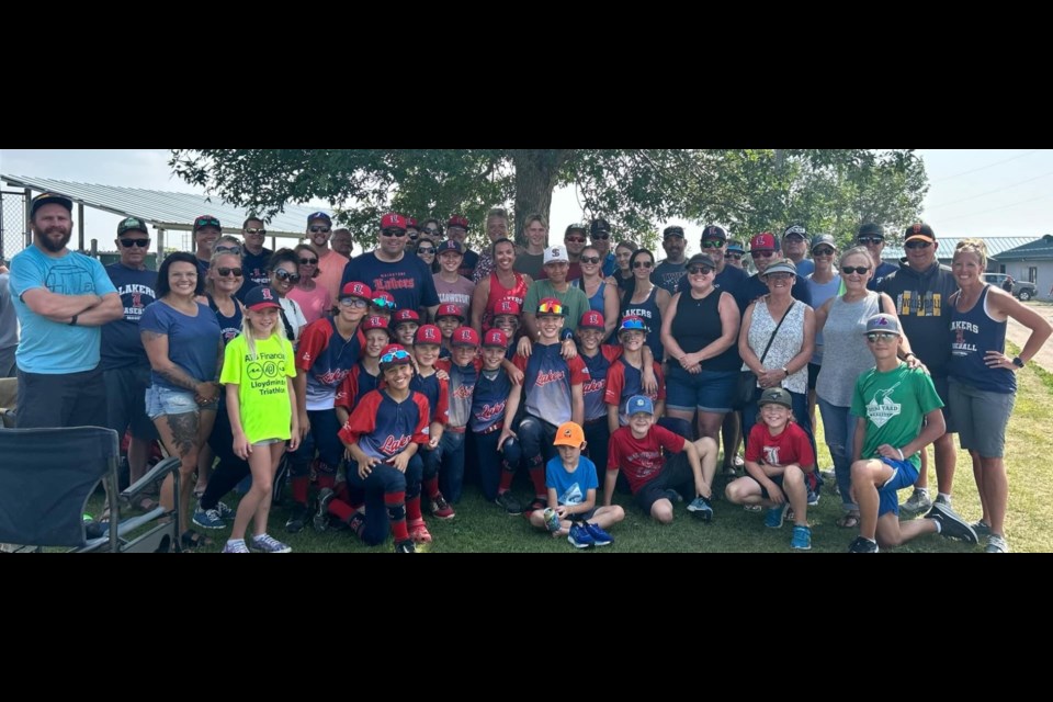 U13 Lakers, who competed at the Western Canadian Baseball Championships in Manitoba.