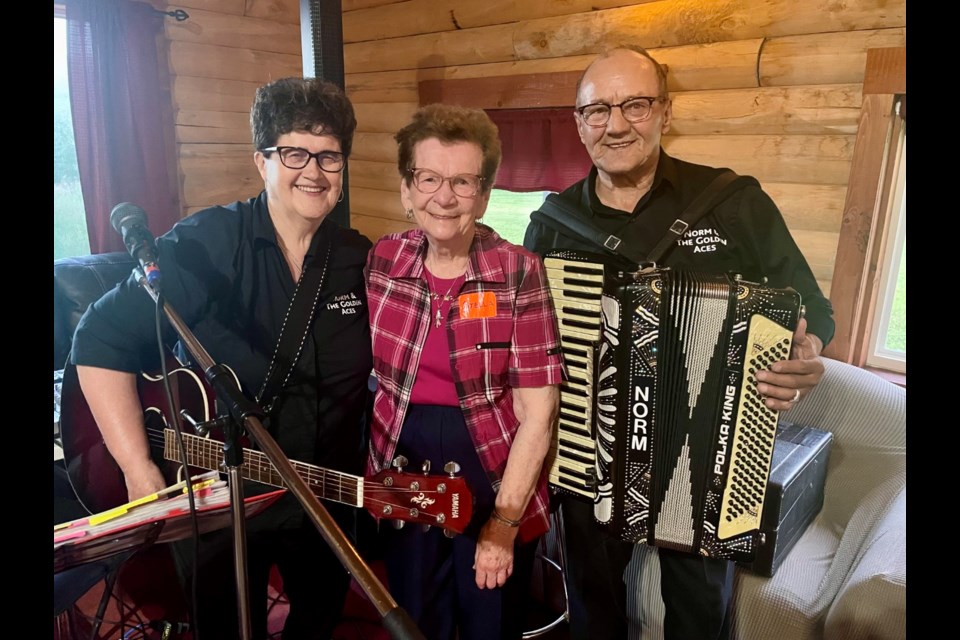 Stella with Darlene Hupaelo and Norman Woytowich formerly of Whitkow (band for Saturday evening). 