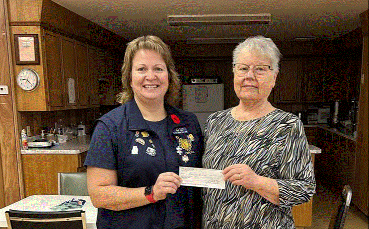 The Carlyle District Lions Club presented the Manor Over-60 Club with a donation. The Manor club with will be using the funds to assist with the regular Meals on Wheels program. Pictured are club Lions Club second vice-president Candy Bye and Manor Mayor and Over-60 volunteer Lucille Dunn. 