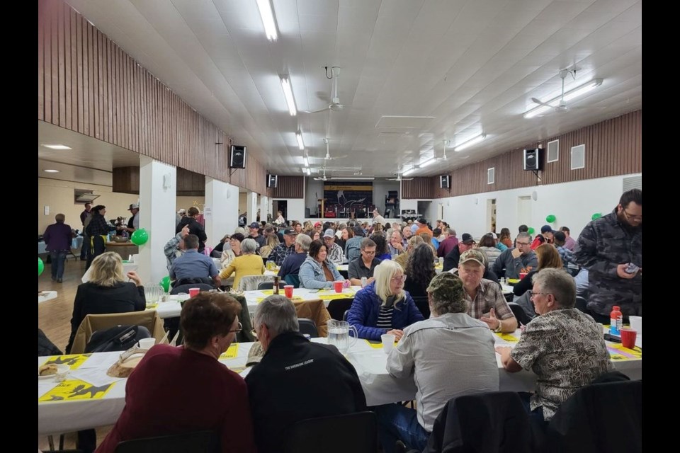 A large crowd gathered for this year's banquet.