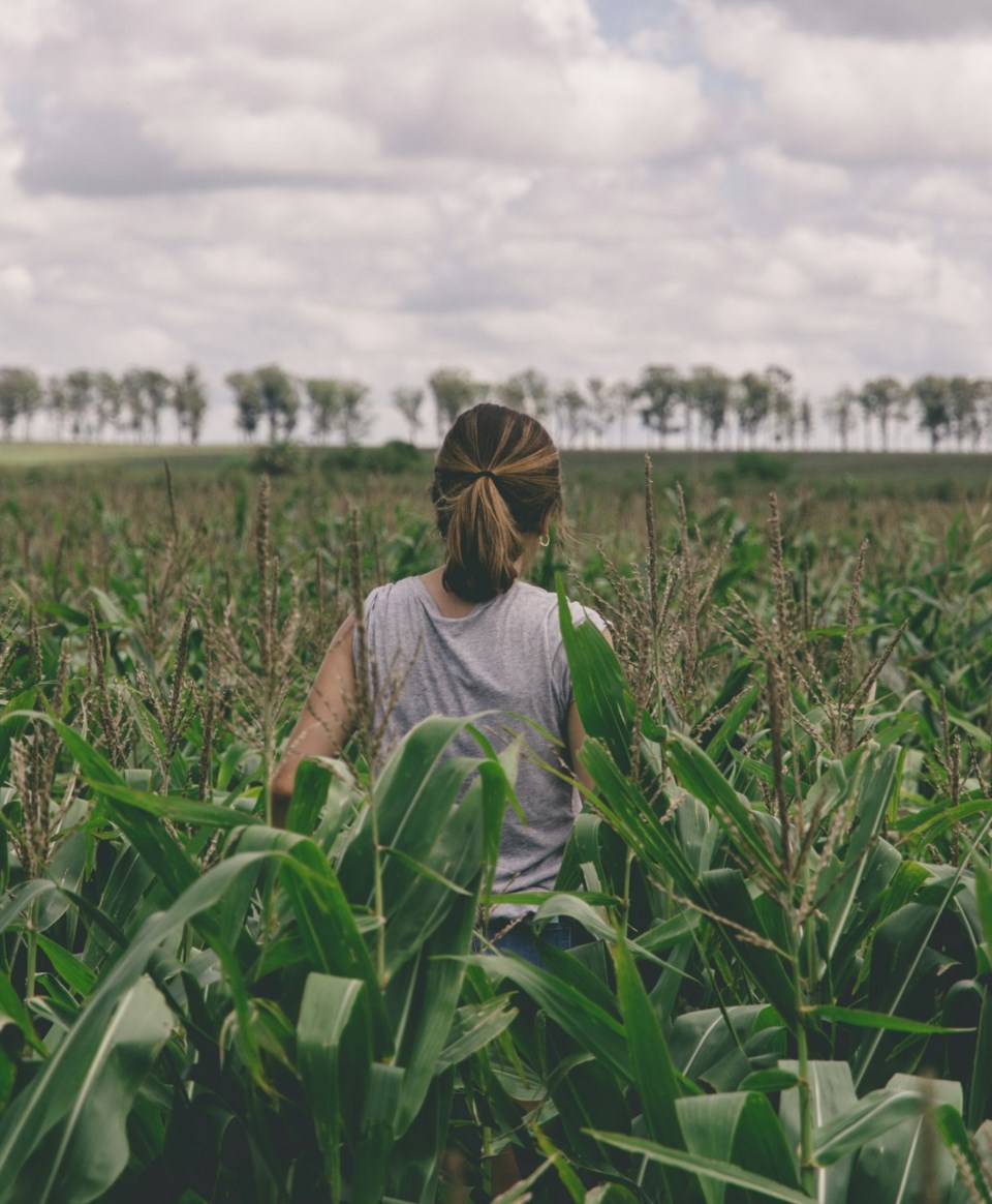 farm-woman-1124