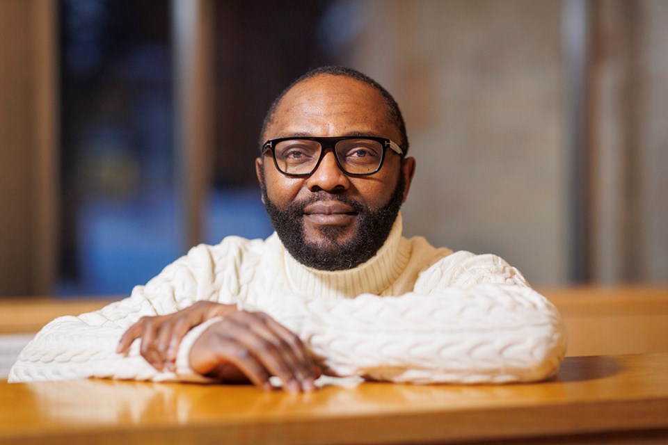 Dr. Humphrey Fonge (PhD) is an award-winning nuclear medicine researcher and associate professor of medical imaging in the USask College of Medicine. 