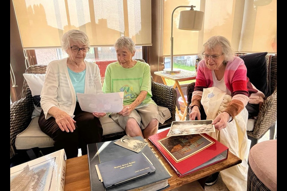 Joy Stusek of Canora (left) met with friends from nursing school Rose Evans (centre) and Zenny Burton, 72 years after the trio first got acquainted at the Brandon General Hospital. nursing school. 