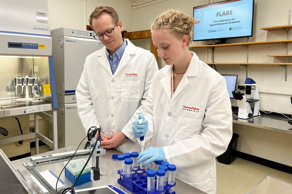 Dr. Markus Brinkmann, director of the USask Toxicology Centre, and fourth-year toxicology student Alicia Lamb, in the newly renovated First Laboratory for Applied Research Excellence (FLARE). 