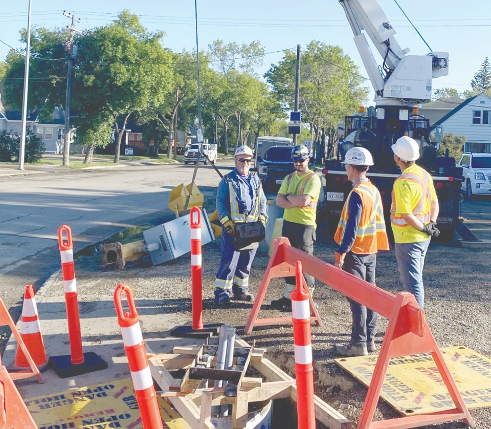 fourway-stop-construction