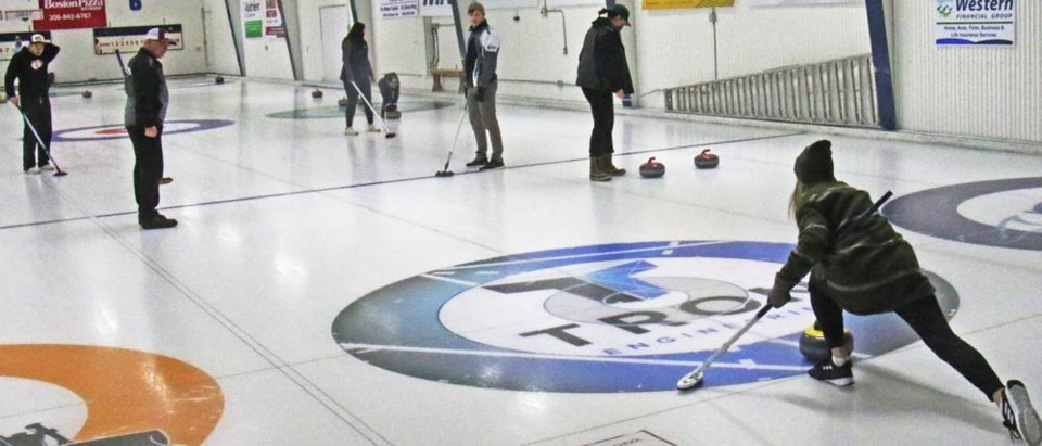 Boxing day curling-2191