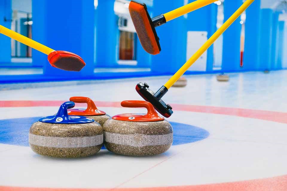 curling-brooms-1224