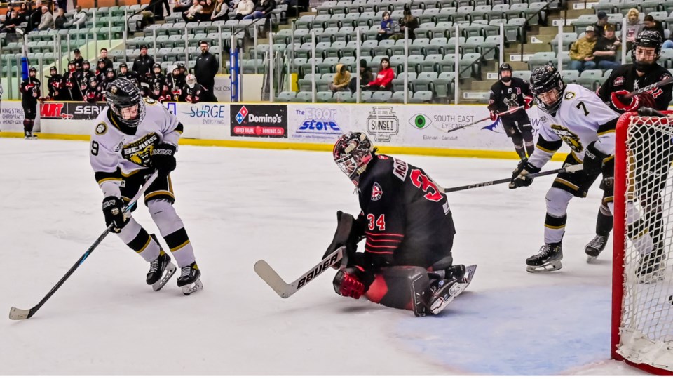 estevan-bears-moose-jaw-playoff-game