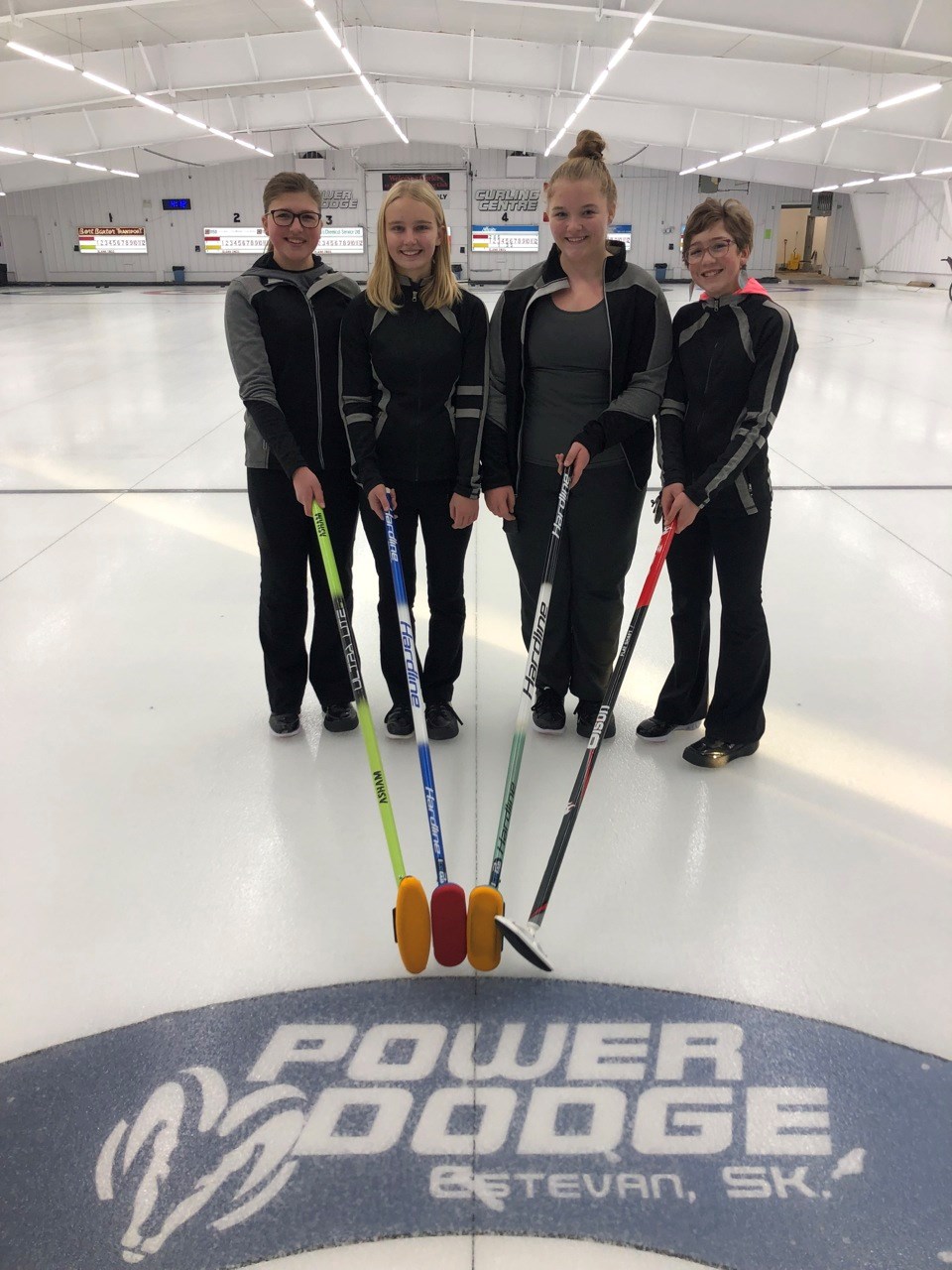 Estevan Junior Curling pic