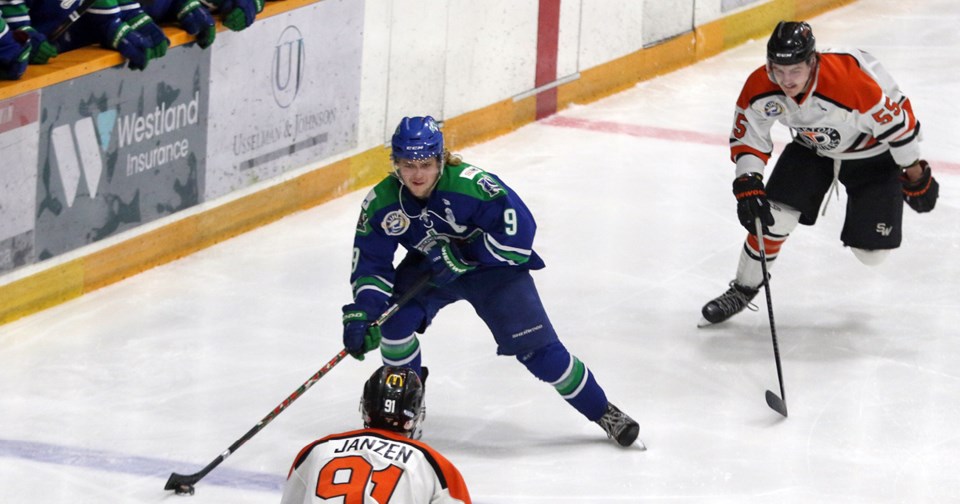 Melfort Mustangs v Yorkton Terriers G2 Ben Tkachuk Shoot 2021-22