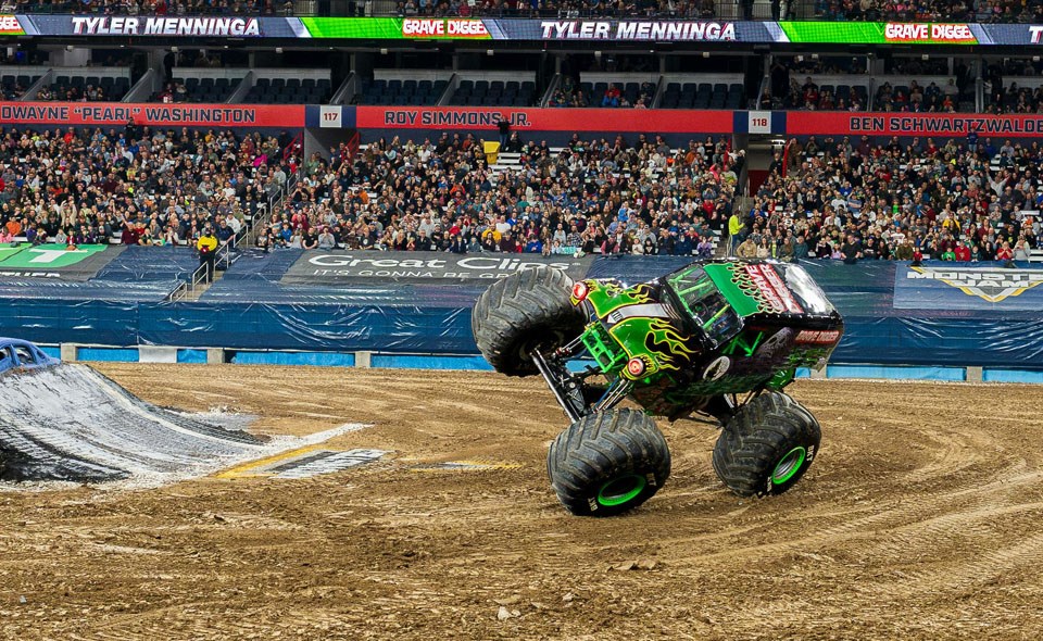 motosports-monster-truck