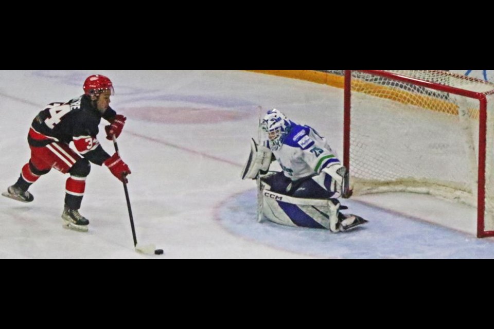 Weyburn Red Wings player Turner McIntyre came in alone and scored on this play to put Weyburn on the scoreboard first on Saturday vs Melfort.