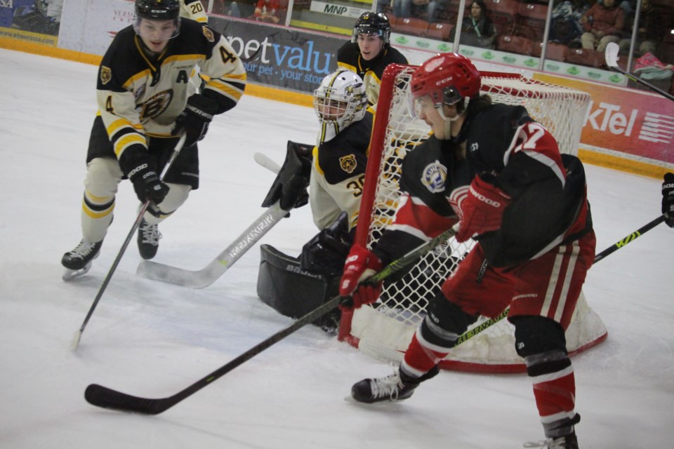 The Red Wings ended their regular season by splitting a home-and-home series against the Estevan Bruins on March 14 and March 15.