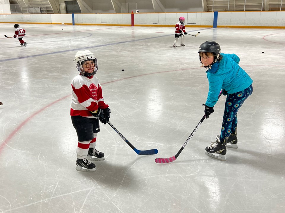 stoughton-rink-hockey