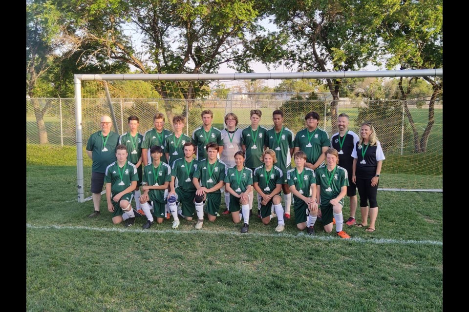 From left, Graham James (manager), Brighton Coderre, Hayden McIntosh, Leif Clark, Easton Berner, Kori Roberts, Taylor Martin, Minty James, Addison Whitstar, Rory Clark (coach), Erin Clark (president and coach), Tye Laporte, Vigo Orpiano, Carter Goudy, Grayson Goudy, Yveian Orpiano, Lincoln Pryde, Liam Chesney and Ryden Ellis.