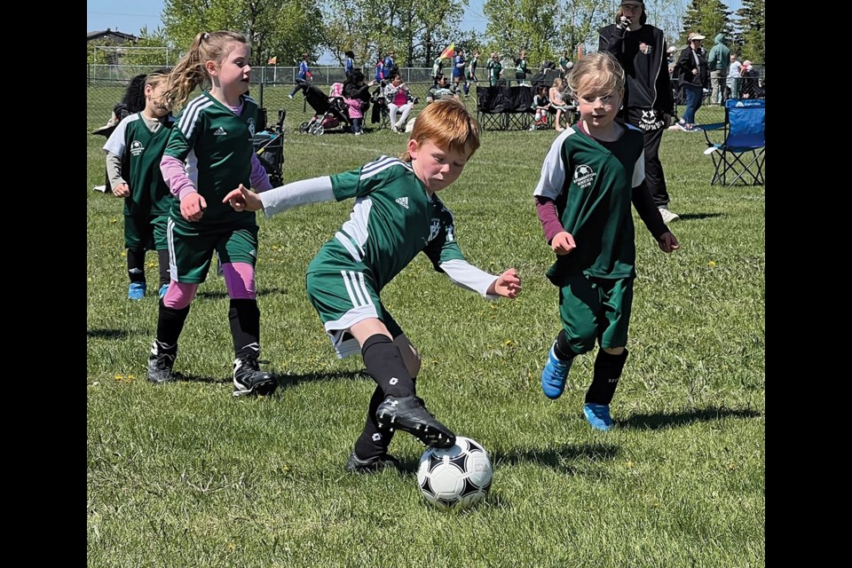 The under-7 teams brought a lot of excitement to the spectators with their skilled playing.