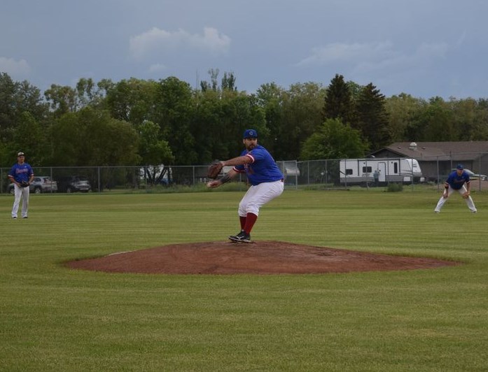 In a pitchers’ duel at home against the visiting Yorkton Marlins on June 29, Kholton Shewchuk of the Canora Supers was on top of his game, pitching all seven innings and allowing only two runs in a 3-2 Supers victory.