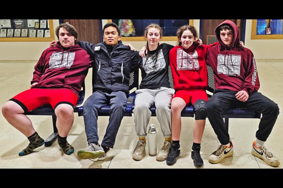 The following Weyburn wrestlers took part in the SHSAA provincials on March 8-9: Raiden Kiraly, Chris Dayaan, Khloe Higgins, Avlynn Drake, Trotter Drake. The results are: Female 50kg - Avlynn Drake - 4th; Female 56kg - Khloe Higgins - didn't make it to the rankings; Male 53kg - Chris Dayaan - 6th; Male 65kg - Trotter Drake - 4th; 
Male 115 kg - Raiden Kiraly - 4th.