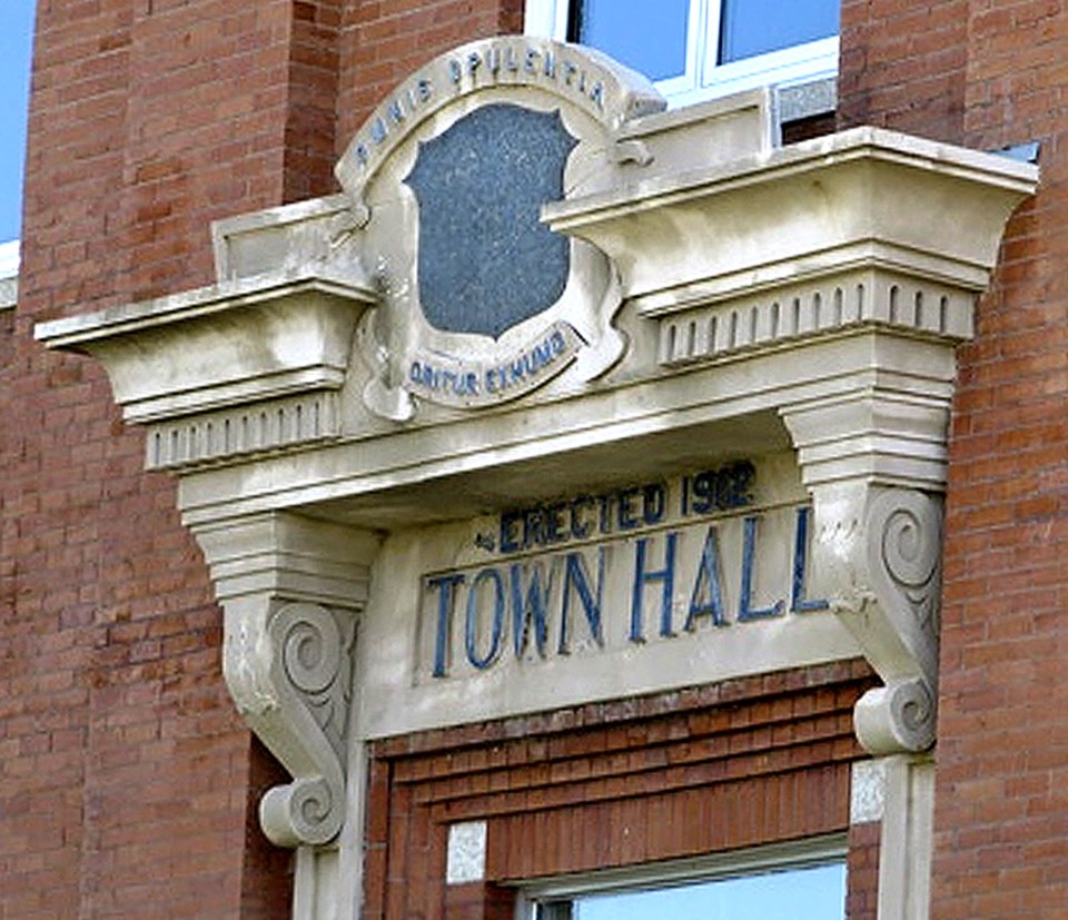 battlefordtownhall