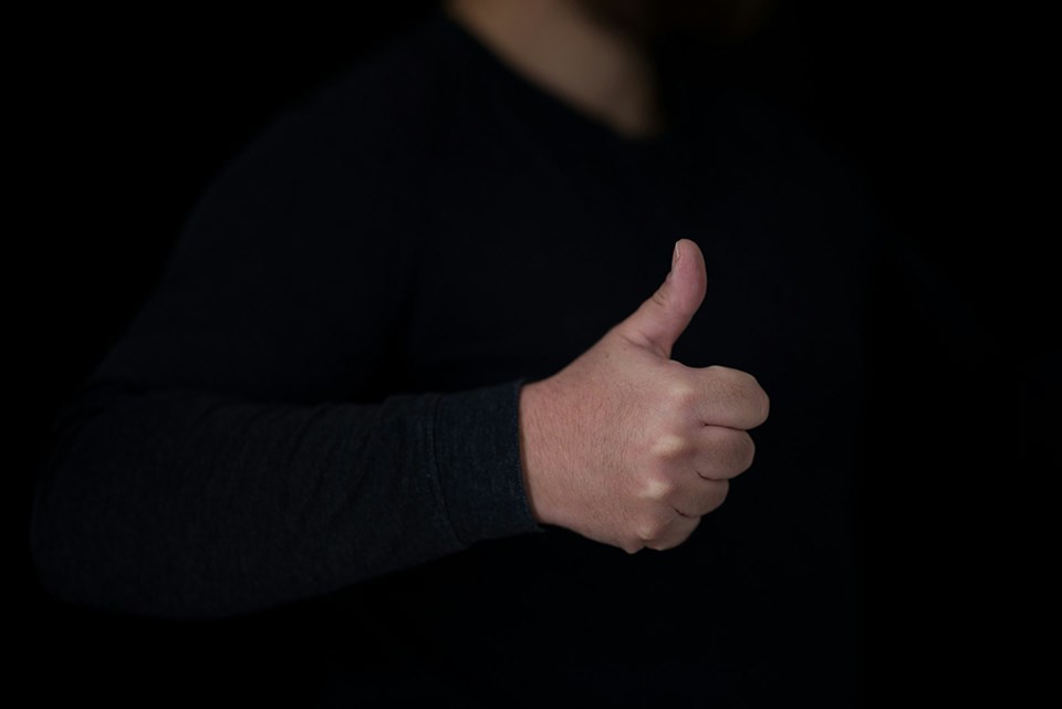 thumbsup-unsplash