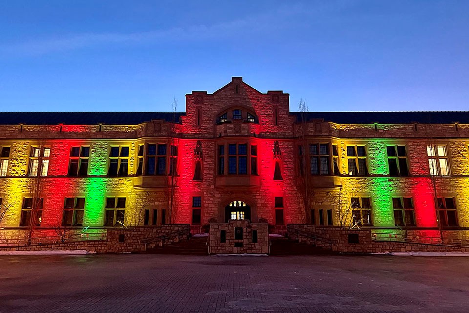 usask-at-night