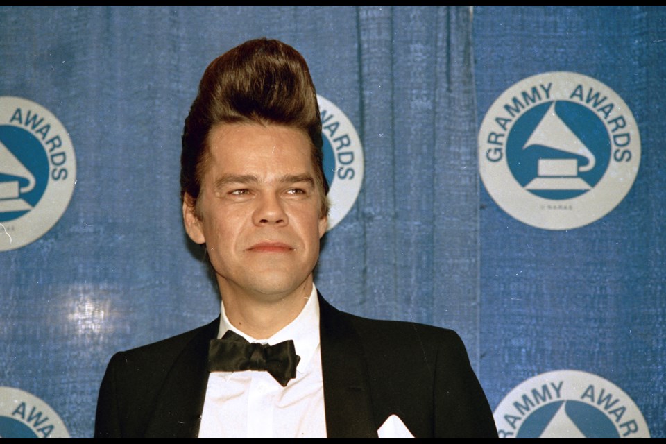 FILE - Buster Poindexter is seen at the Grammy Awards in New York's Radio City Music Hall, March 2, 1988. (AP Photo, File)