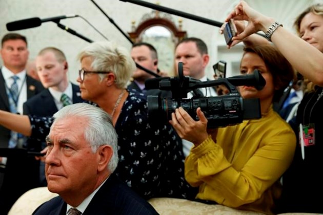 Rex Tillerson set to cut role of USA  climate envoy